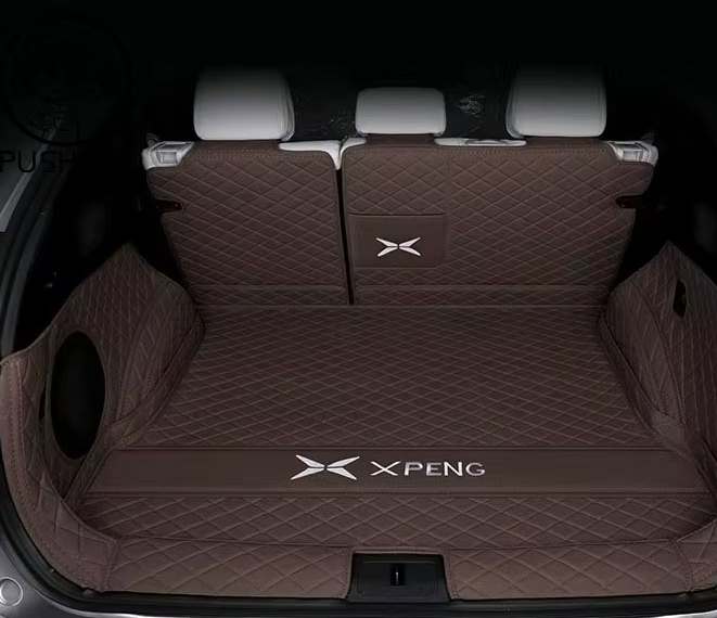 Leder-Kofferraummatte für XPENG G6 – Exklusiver 3D-Laderaumschutz