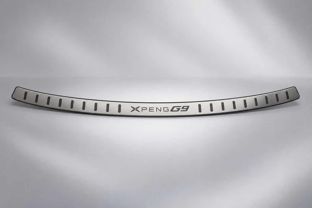 XPENG G9 Ladekantenschutz in Edelstahl-Optik