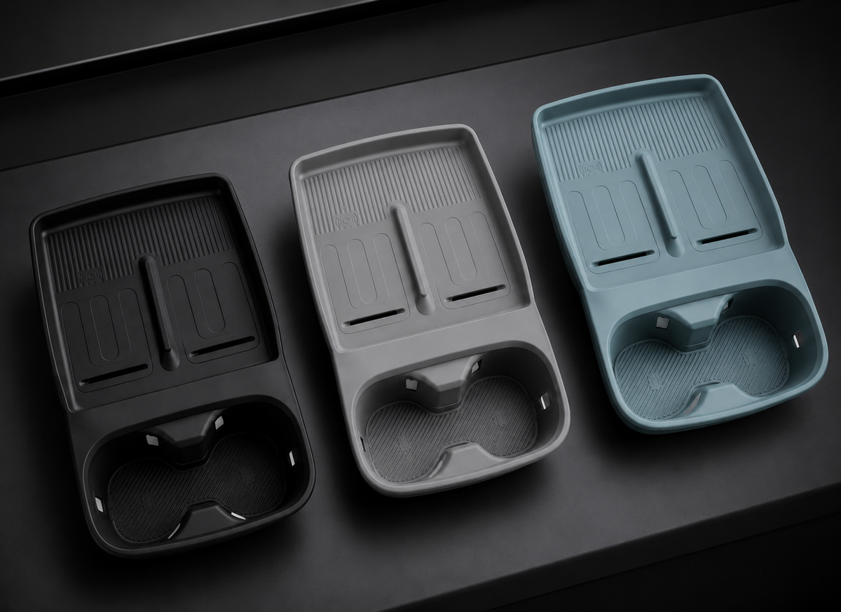 Ladeschalen- und Becherhalter-Matte für XPENG G6 in Schwarz, Grau und Blaugrau